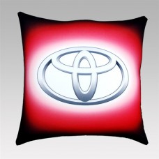 Автомобильная подушка "Тойота"