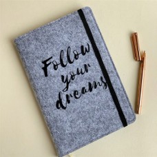Фетровый блокнот "Follow your dreams"