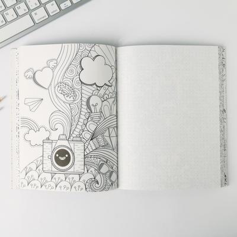 Ежедневник-смешбук с раскраской "Окружи себя заботой"